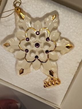 Lenox 2003 White & Gold Snowflake Ornament with Purple Accents